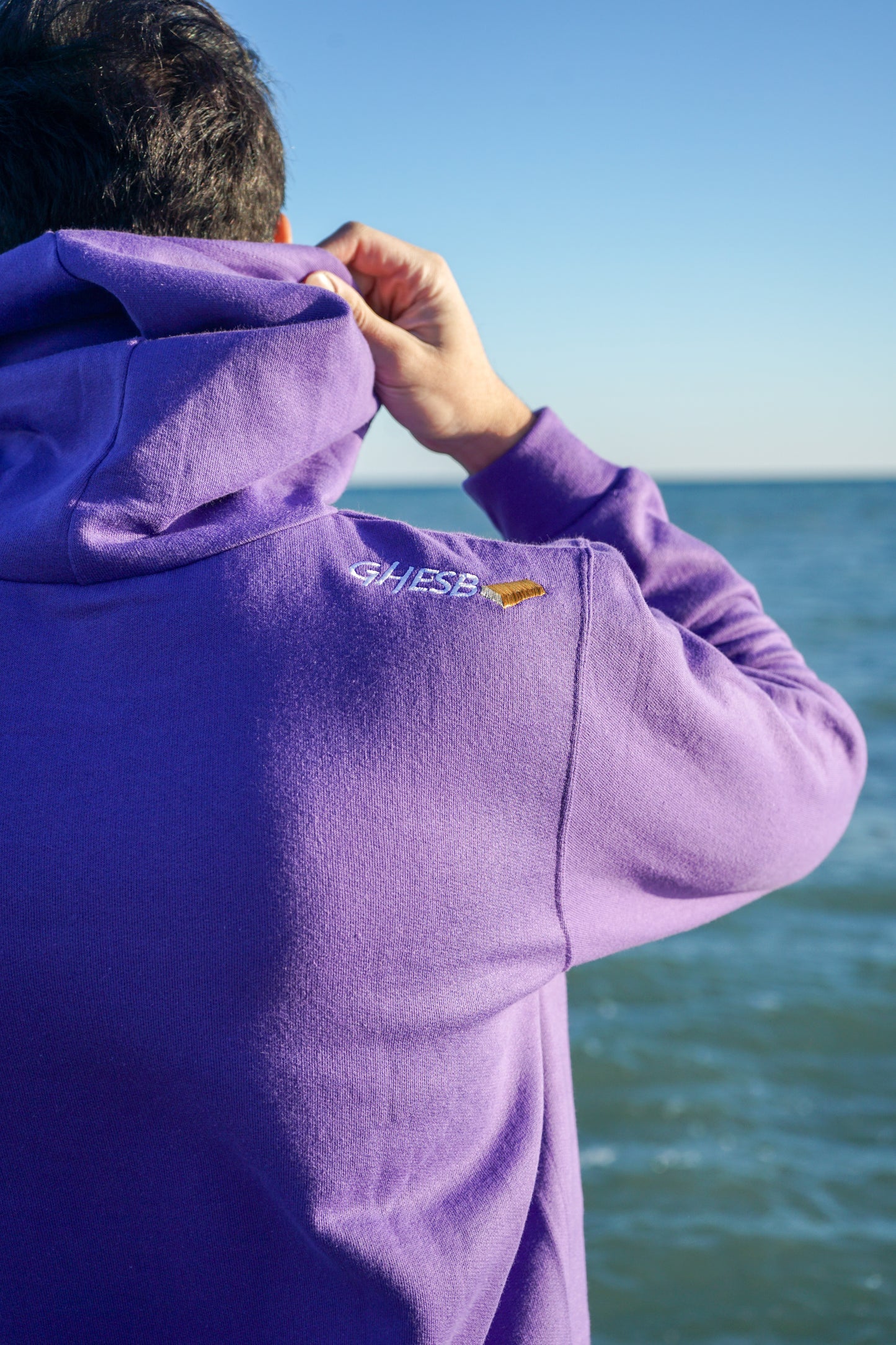 Felpa GHESB con cappuccio unisex