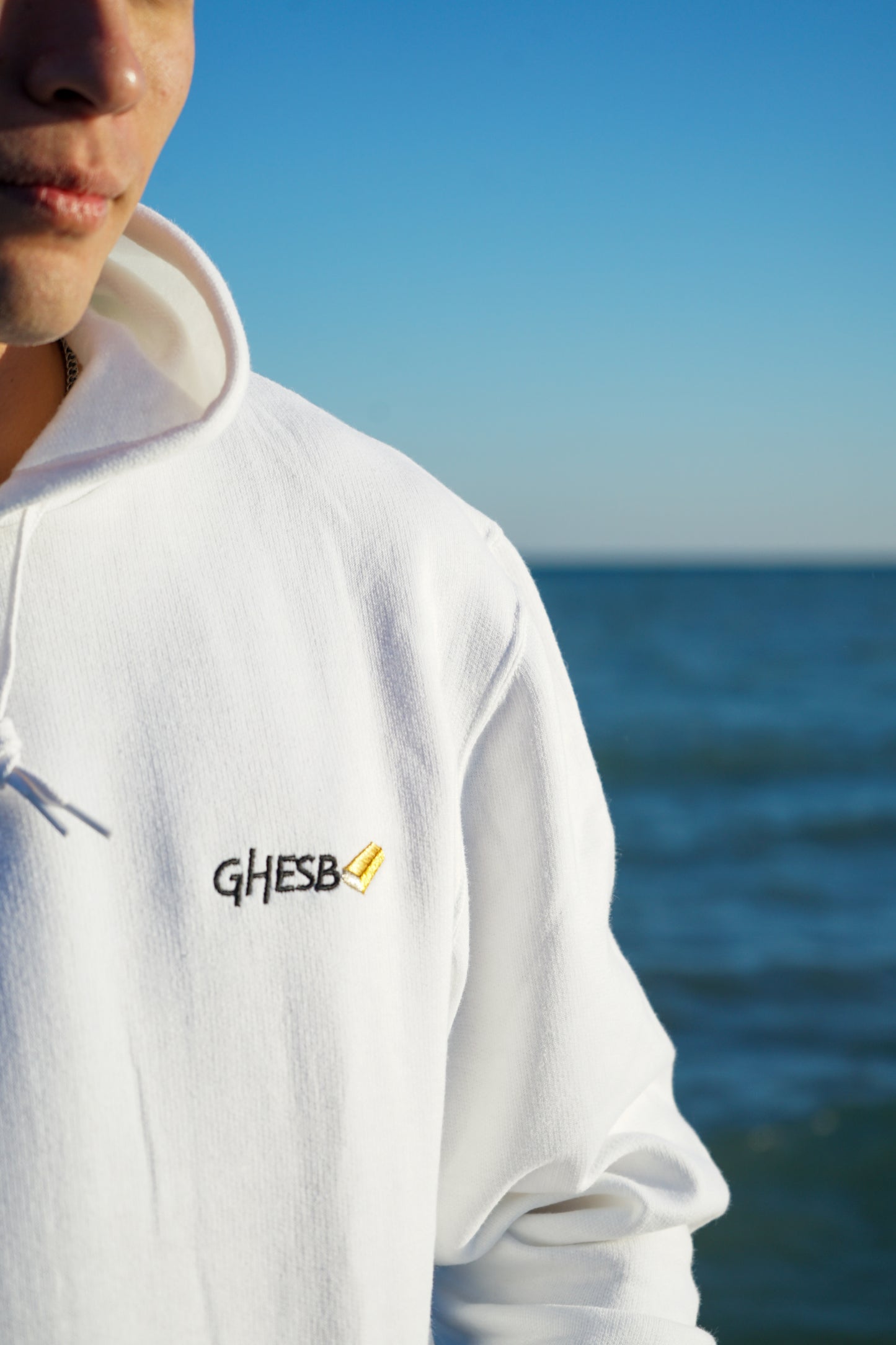 Felpa GHESB con cappuccio unisex